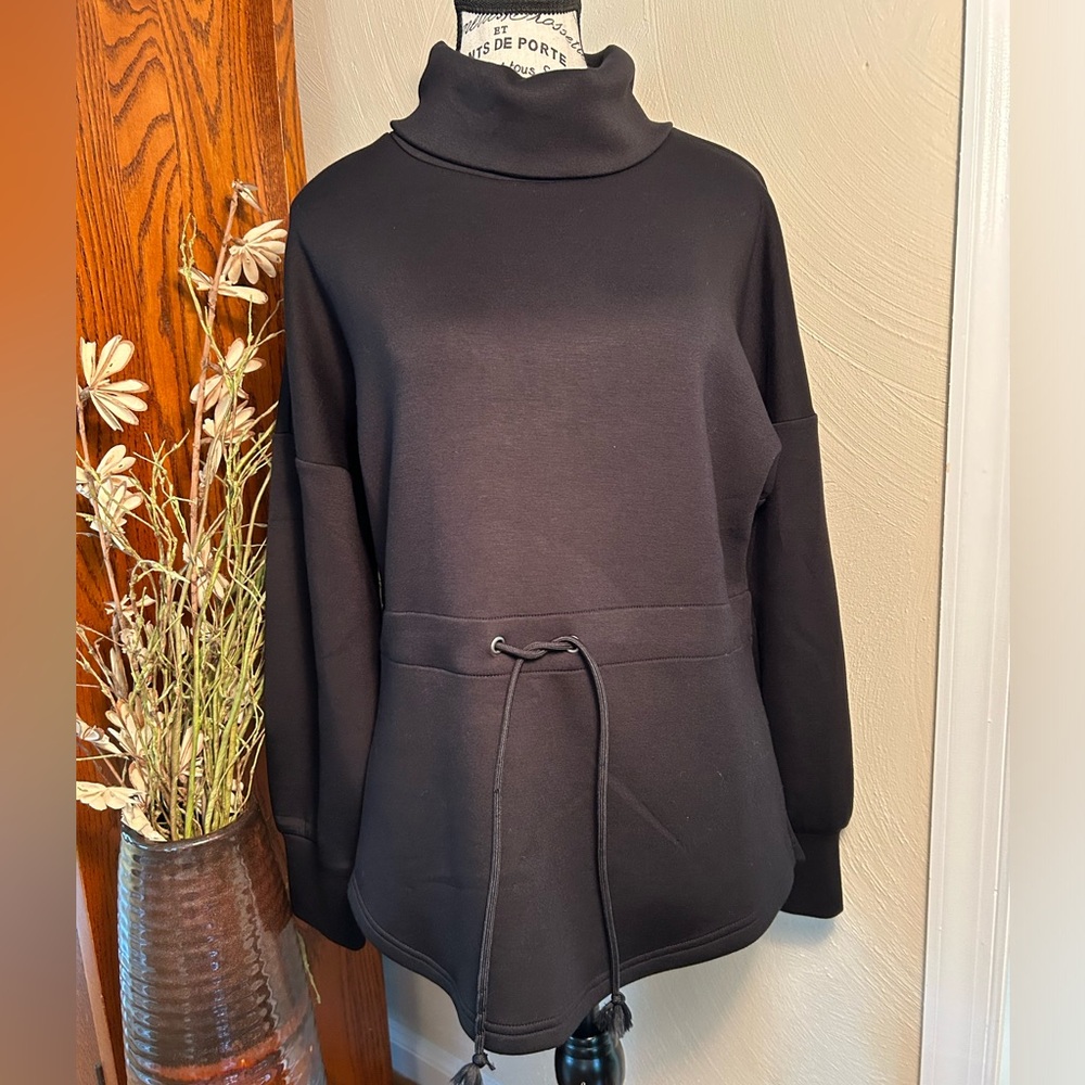 NWT🌷LOFT Black Tunic Sweater